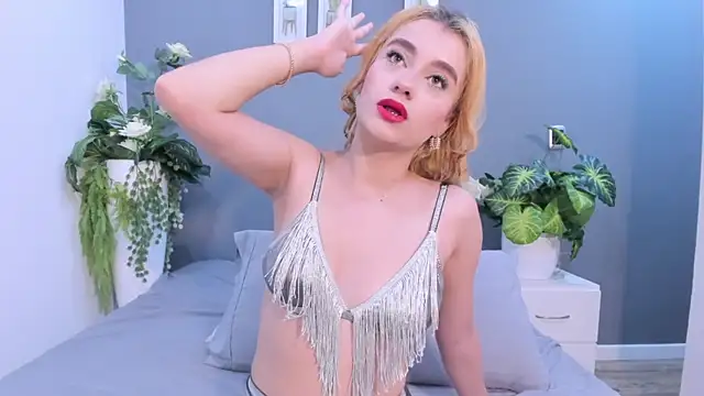 SalomeLarzon online show from May 10, 6:24 pm