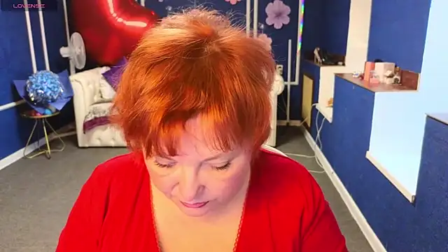 Kira Kingslee online show from April 20, 11:35 am