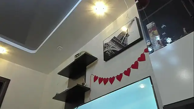 Alisa Lica online show from March 29, 8:20 pm