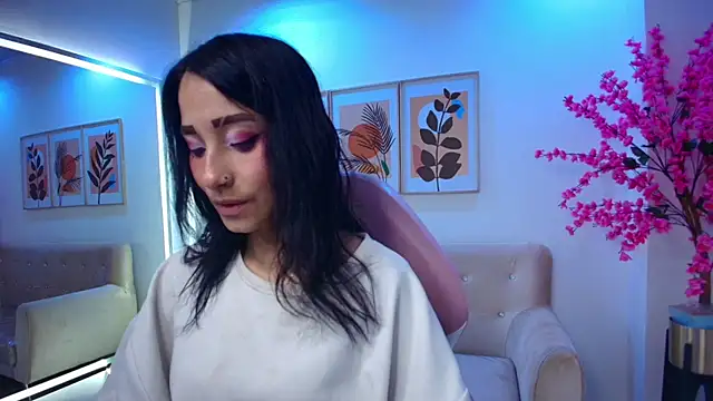 Palmer foxx online show from April 22, 3:20 am
