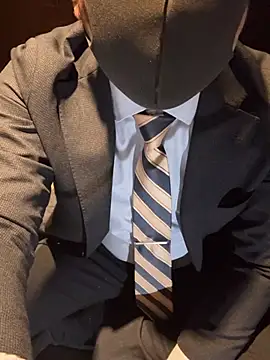 Snapshot of RYUICHI_1919 chatting on March 31, 10:26 am RYUICHI 1919 online show from March 31, 10:26 am