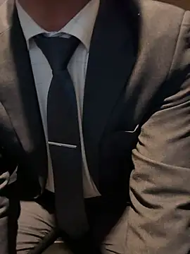 Snapshot of RYUICHI_1919 chatting on April 2, 10:57 am RYUICHI 1919 online show from April 2, 10:57 am