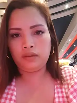 Hugeboobies69 online show from May 24, 2:55 pm