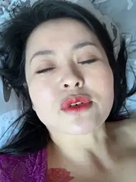 xiaxia-2026 online show from April 29, 2:37 am