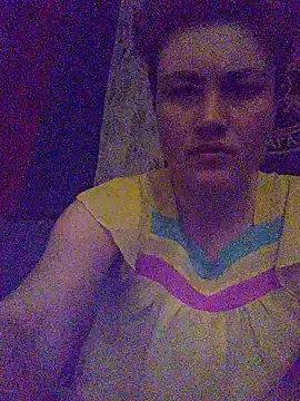 Snapshot of AlyssaAnq chatting on March 29, 4:07 pm AlyssaAnq online show from March 29, 4:07 pm