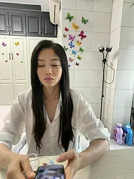 yuanpu0925 online show from May 16, 10:41 pm