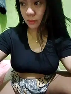 sweety honey27 online show from April 19, 5:45 pm