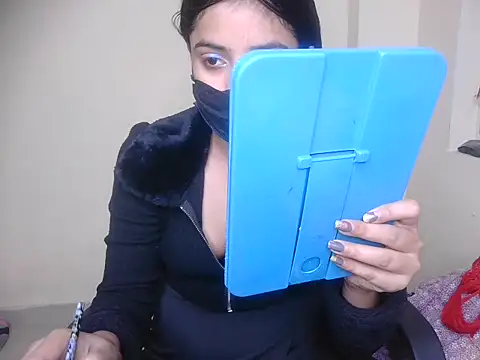 NANCY OBEROYE online show from May 20, 6:41 am