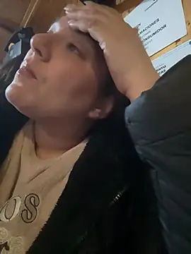 Tugatita1990 online show from April 2, 7:28 am