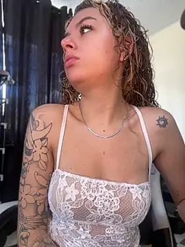 Amber-fire online show from May 6, 3:28 pm
