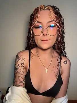 Amber-fire online show from May 25, 5:41 pm