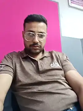 herochoclateboy online show from May 7, 8:09 am