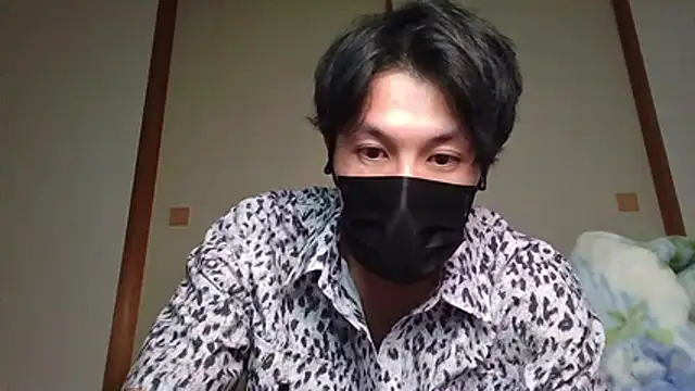 Snapshot of -YumaUemura- chatting on April 29, 1:15 pm -YumaUemura- online show from April 29, 1:15 pm