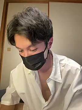 Snapshot of -YumaUemura- chatting on May 19, 2:23 pm -YumaUemura- online show from May 19, 2:23 pm