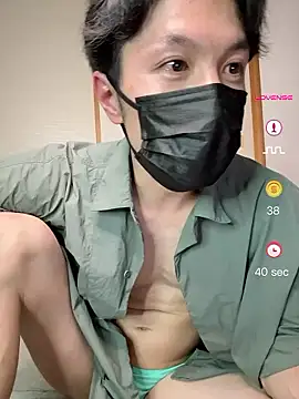 Snapshot of -YumaUemura- chatting on May 20, 2:23 pm -YumaUemura- online show from May 20, 2:23 pm