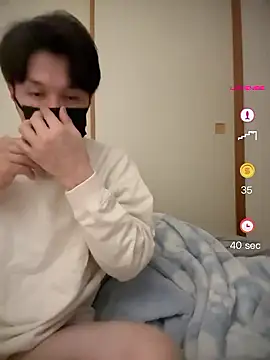 Snapshot of -YumaUemura- chatting on May 23, 2:21 pm -YumaUemura- online show from May 23, 2:21 pm