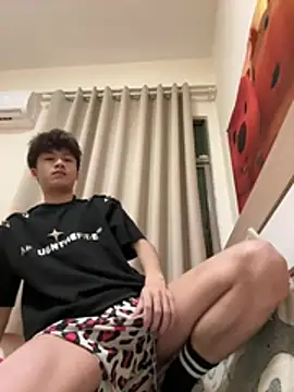 sexyboy-3525 online show from June 24, 3:22 pm