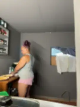 SHY QUINN online show from June 18, 12:00 am