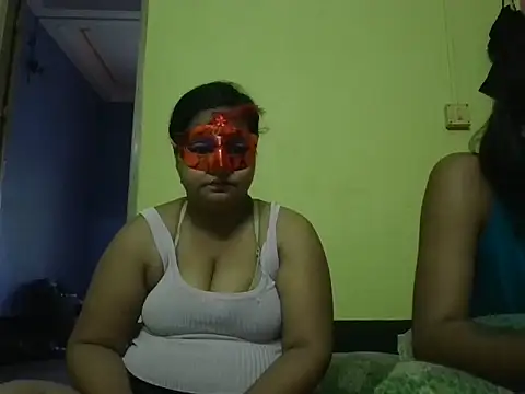 Naina1994 online show from May 28, 6:21 am