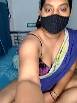 CamGirl Neha online show from June 19, 8:01 pm