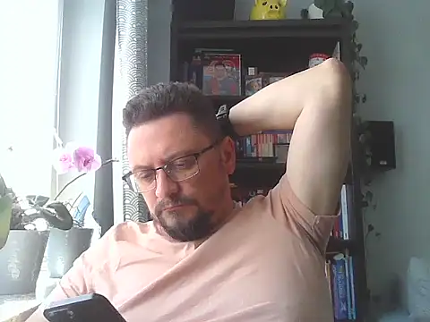 19cmSlave online show from June 2, 7:10 am