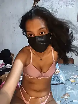 Snapshot of manu_babe chatting on June 10, 12:48 pm manu babe online show from June 10, 12:48 pm
