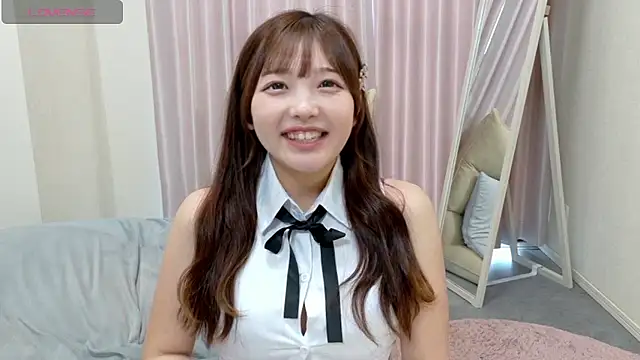 Snapshot of Noa-chaaan chatting on April 11, 1:43 am Noa-chaaan online show from April 11, 1:43 am