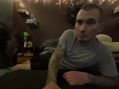 SnapchatMe4PrivateShows online show from June 2, 1:18 am