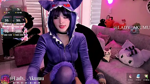 LadyAkumu online show from July 7, 8:02 pm