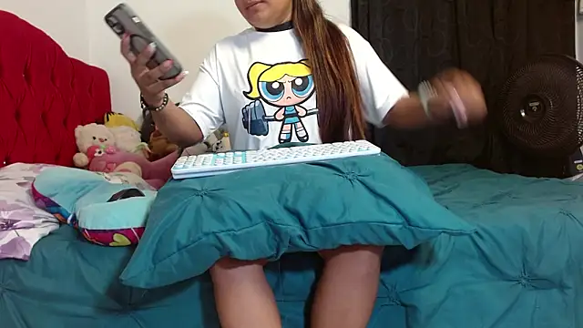 Snapshot of Ariana_Dirty_Kitten chatting on April 2, 1:25 am Ariana Dirty Kitten online show from April 2, 1:25 am