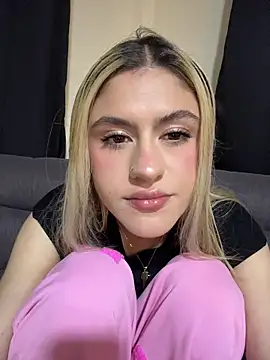 Lia fire online show from May 26, 5:03 am
