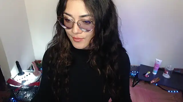 FreyaRouge online show from June 13, 6:28 pm