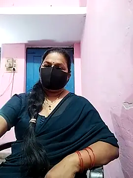 Snapshot of Rubi_012 chatting on April 1, 7:09 am Rubi 012 online show from April 1, 7:09 am