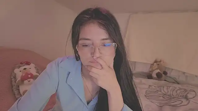 Snapshot of AMELIEEEX chatting on April 2, 4:54 am AMELIEEEX online show from April 2, 4:54 am