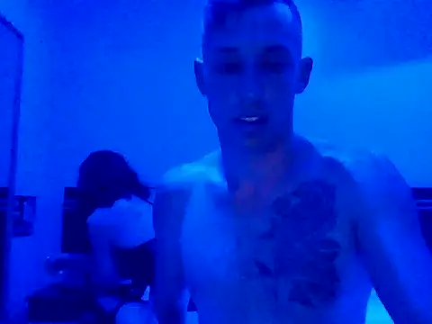 ianantos online show from March 31, 7:09 am