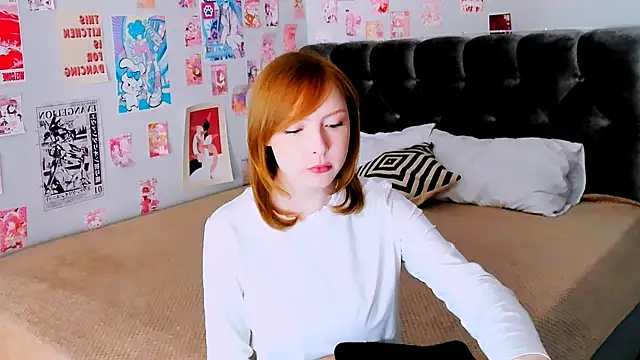 Snapshot of CherryCrushLove chatting on April 21, 5:58 am CherryCrushLove online show from April 21, 5:58 am