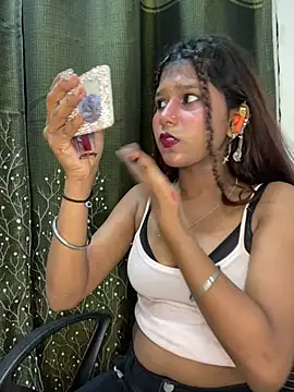 Cutiepie- online show from May 10, 7:52 pm