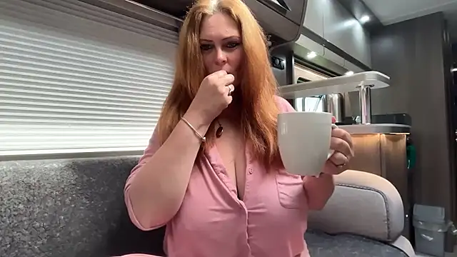 BustySwingingSlut online show from May 16, 9:06 am