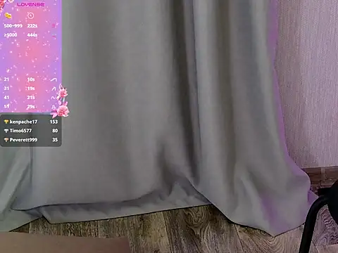 verywetforyou online show from May 29, 8:01 am