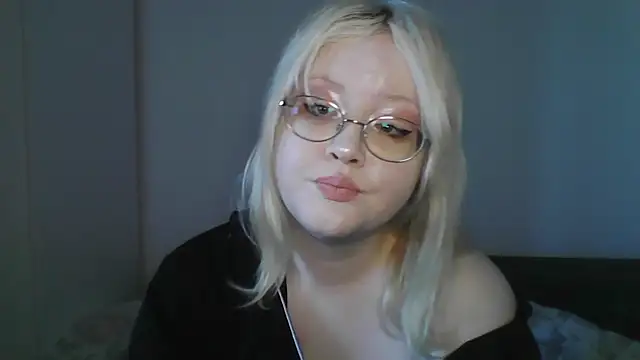 Elayne Sweet online show from May 2, 6:07 am
