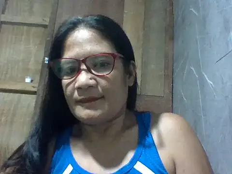 PinayZaira online show from May 21, 5:09 pm