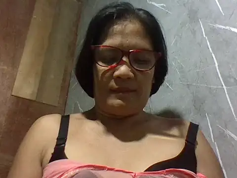 PinayZaira online show from May 22, 5:29 pm