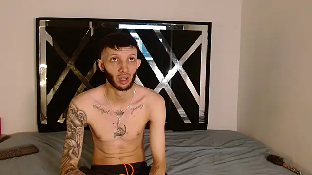 Mia taylor19 online show from June 17, 1:19 am