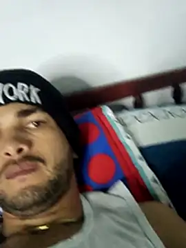 Nicolas Moncadas online show from April 14, 12:00 pm