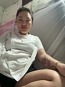 Lina-Naughty online show from May 26, 3:57 am