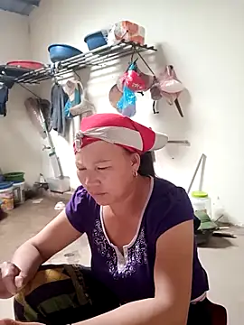 jikey-bibi online show from May 21, 8:21 am