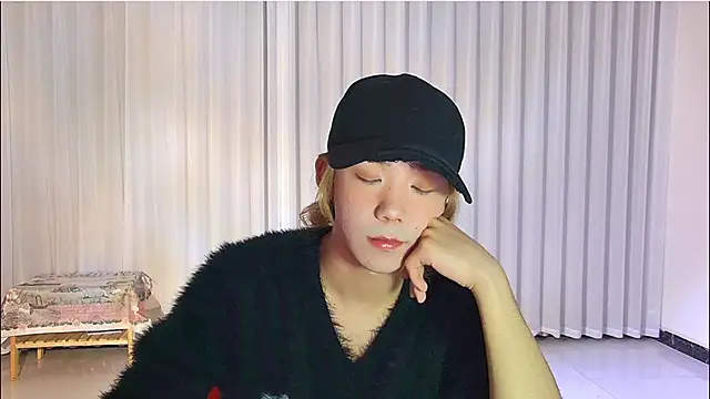 Snapshot of wumei-001 chatting on April 5, 11:07 am wumei-001 online show from April 5, 11:07 am