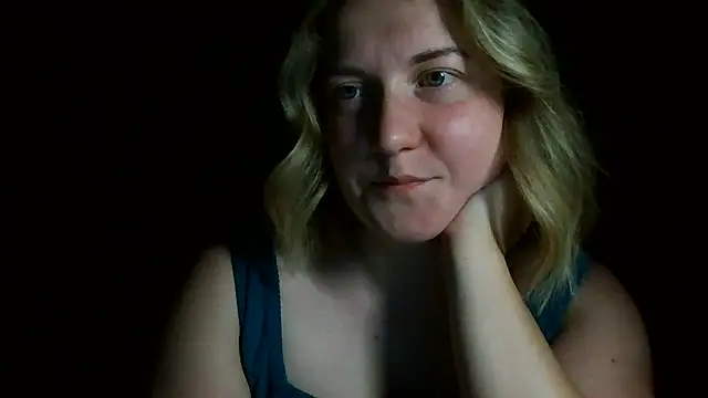 TinaKittyX online show from May 16, 7:56 pm