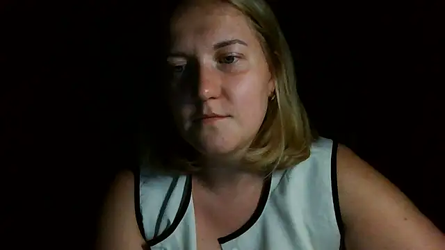 TinaKittyX online show from June 29, 8:53 pm