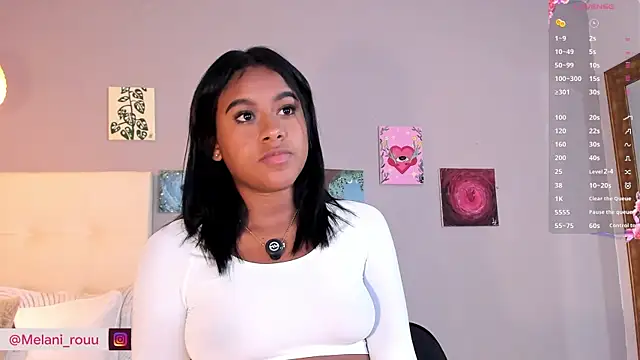 Melaniaa Roussee online show from May 25, 2:39 am